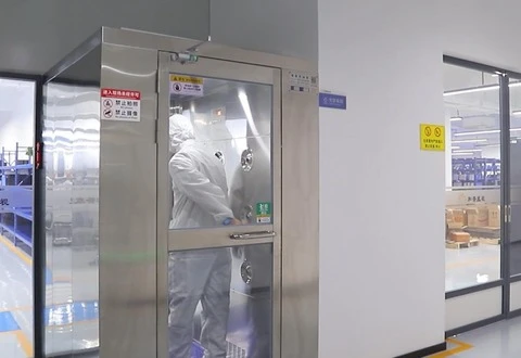 Ultra-saubere optische Werkstatt
